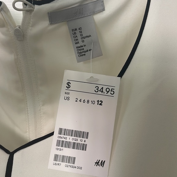 New black and white dress. Size 12. - Picture 2 of 5